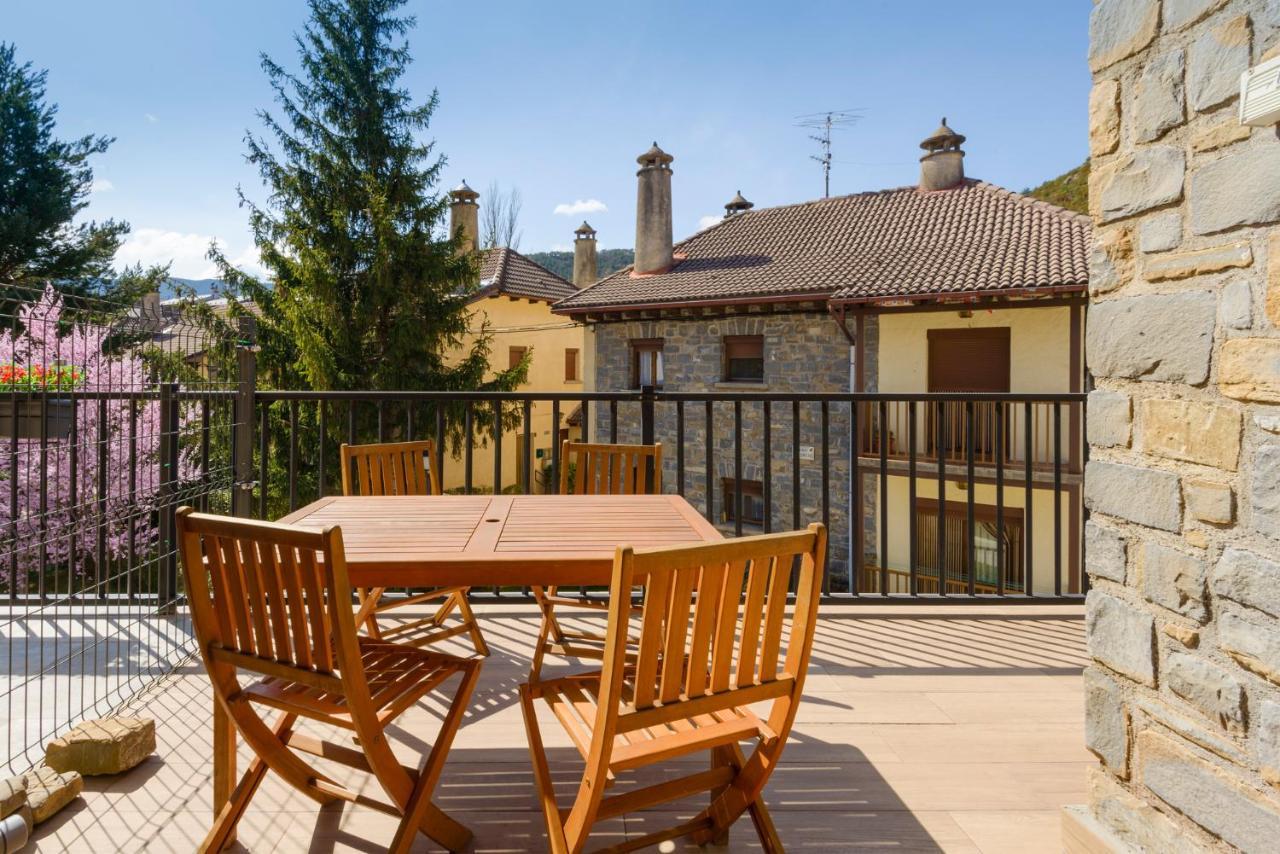 Casa Con Jardin En Hecho Villa Exteriör bild