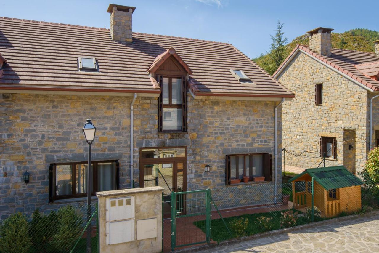 Casa Con Jardin En Hecho Villa Exteriör bild